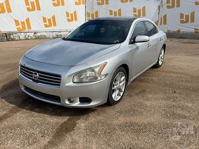 Nissan Maxima