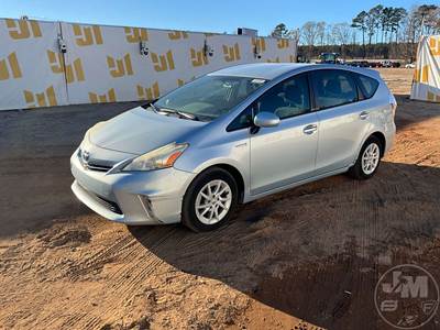 Toyota Prius V
