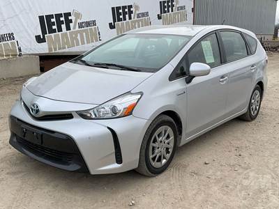 Toyota Prius V