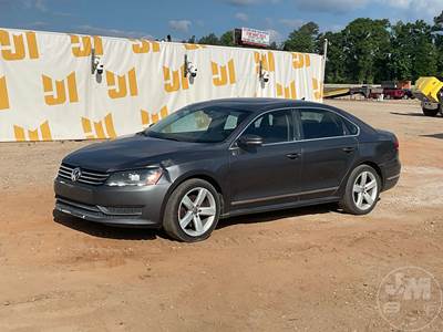 Volkswagen PASSAT SEL