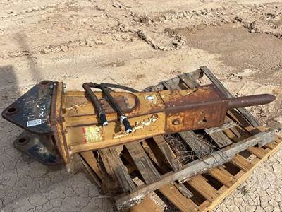 Indeco HP 5000 Backhoe Attachment