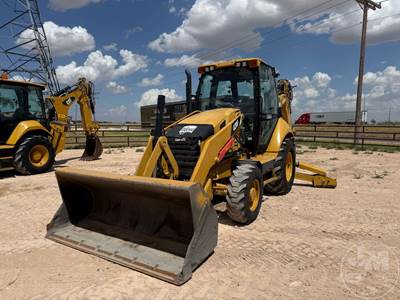 Caterpillar 420F Backhoe