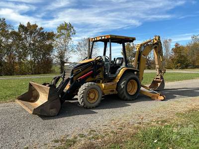 420D-IT Backhoe
