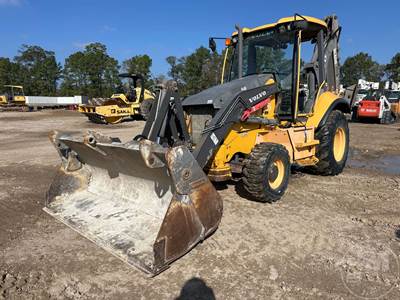 BL60B Backhoe