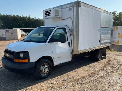 Chevrolet Express 4500 Beverage Truck