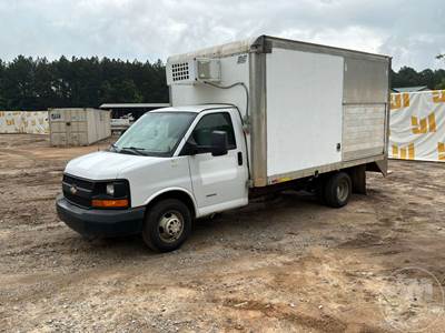 Chevrolet Express 4500 Beverage Truck