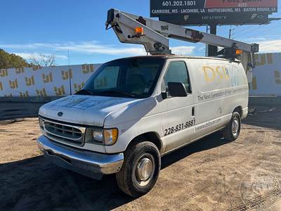 Ford E-350 Boom / Bucket Truck