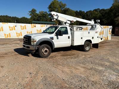Ford F-450 Boom / Bucket Truck