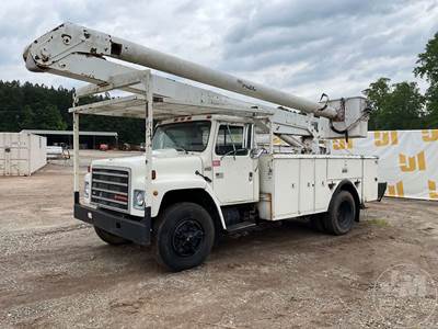 International 1954 Boom / Bucket Truck