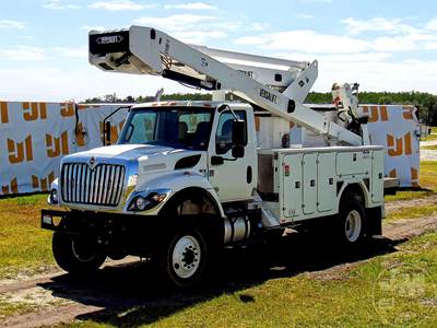 International HV507 Boom / Bucket Truck