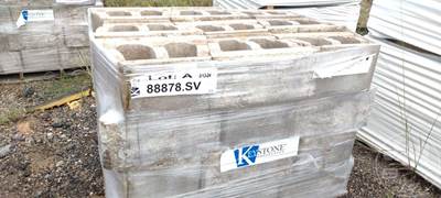 (36) Decorative Concrete Retaining Wall Blocks