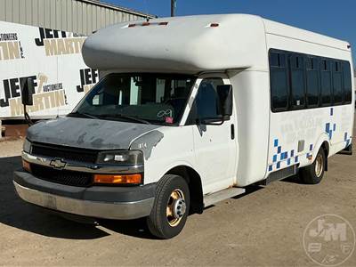 Chevrolet Express Bus