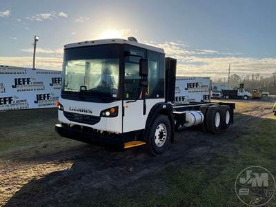 DENNIS EAGLE PROVIEW Cab & Chassis Truck