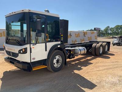 DENNIS EAGLE PROVIEW Cab & Chassis Truck