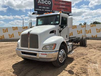 Kenworth T3 Series Cab & Chassis Truck