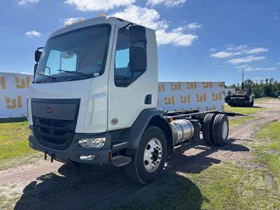 Peterbilt 220 Cab & Chassis Truck