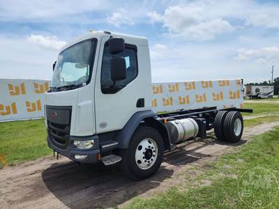 Peterbilt 220 Cab & Chassis Truck
