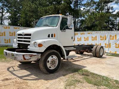 Sterling L7500 Cab & Chassis Truck