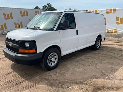 Chevrolet Express 1500 Cargo Van