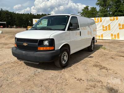 Chevrolet Express 2500 Cargo Van