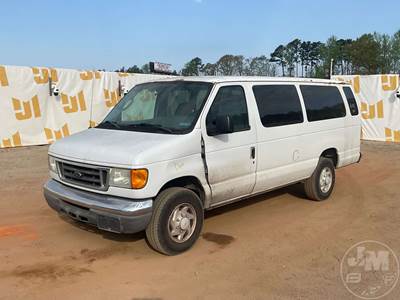 Ford E-350 Cargo Van