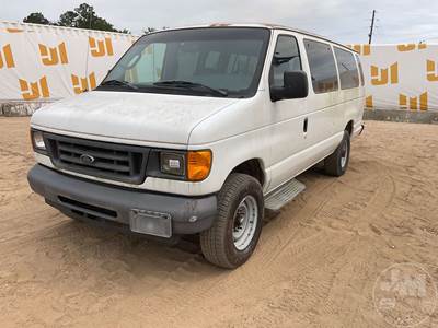 Ford E-350 Cargo Van
