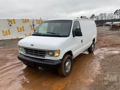Ford E-350 Econoline Cargo Van