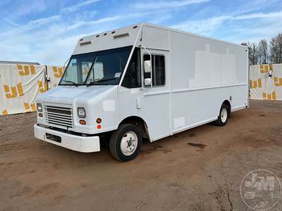 Freightliner MT45 Cargo Van