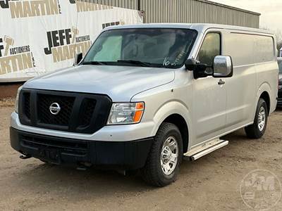 Nissan NV 2500 HD Cargo Van