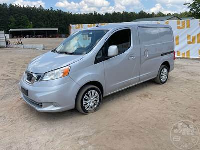 Nissan NV200 SV Cargo Van