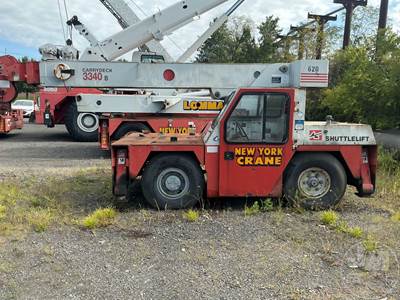 Shuttlelift 3340 B Carry Deck Crane