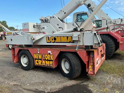 Shuttlelift 5560B Carry Deck Crane