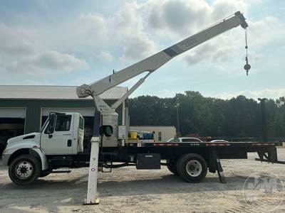 International MA065 Crane Truck