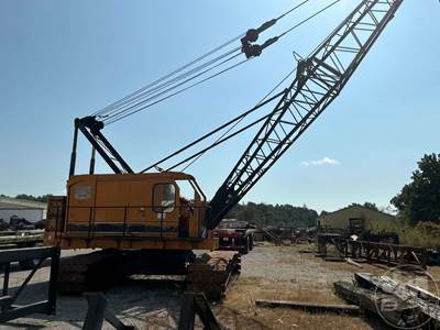 5299 Crawler Crane