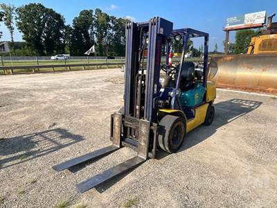 Komatsu FG30HT-12 Cushion Tire Forklift