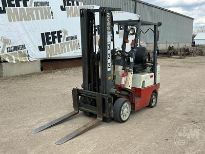 Nissan CF3F515 Cushion Tire Forklift