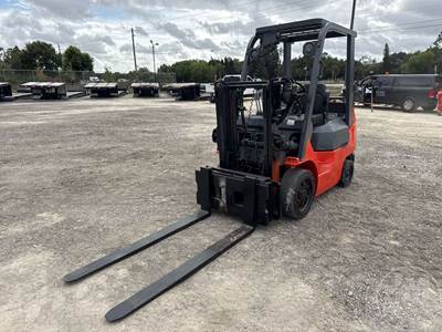 7FGCU25 Cushion Tire Forklift