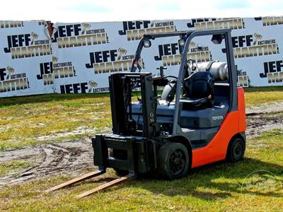 8FGCU25 Cushion Tire Forklift