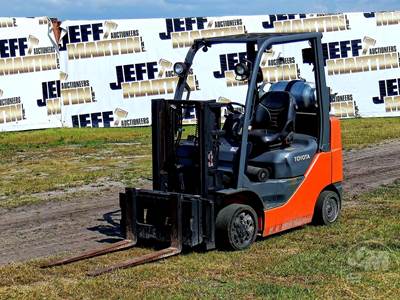 8FGCU25 Cushion Tire Forklift