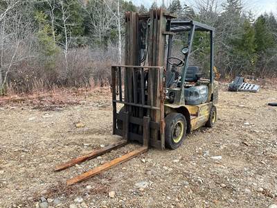 DP25 Cushion Tire Forklift