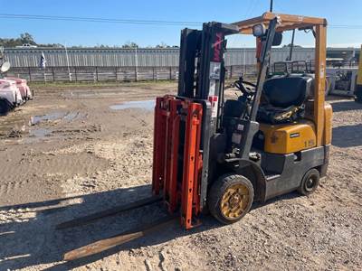 FCG15F9 Cushion Tire Forklift