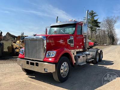 Freightliner Coronado Day Cab Truck