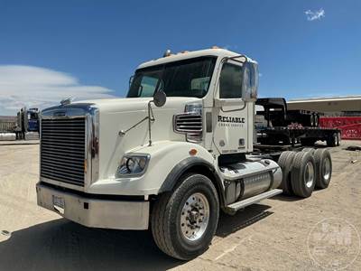 Freightliner Coronado Day Cab Truck