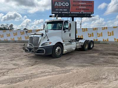 International LF687 Day Cab Truck