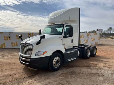 International LT625 Day Cab Truck