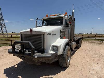Kenworth T800 Day Cab Truck