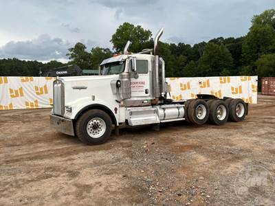 Kenworth W9 SERIES Day Cab Truck