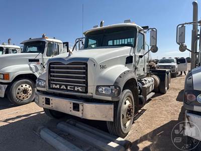 Mack Granite GU713 Day Cab Truck