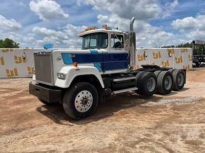 Mack Superliner RW713 Day Cab Truck