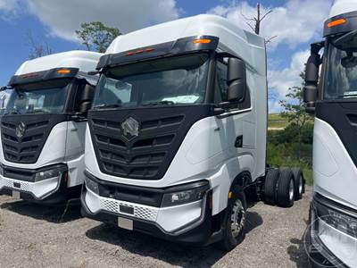 NIKOLA TRE Day Cab Truck